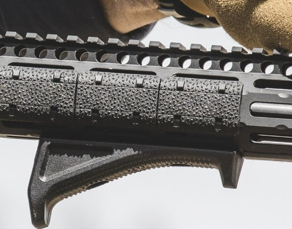 MAGPUL M-LOK AFG ANGLED FORE-GRIP M-LOK SYSTEM BLACK, # MAG598-BLK